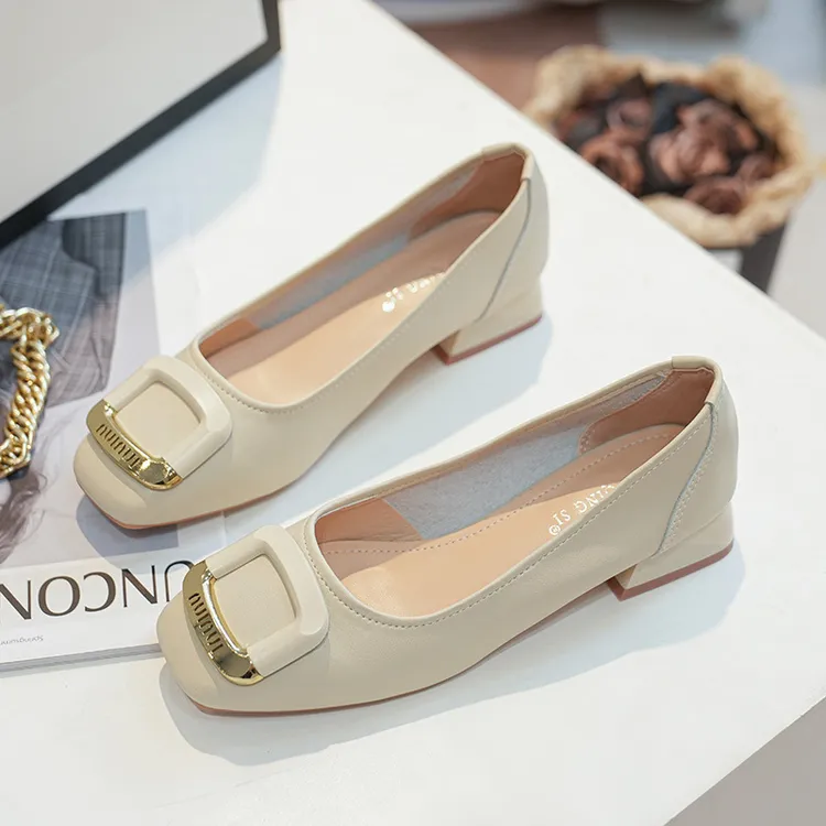 真皮粗粗跟单鞋2025新款法式软底工作鞋方头奶奶鞋大码女鞋41-43