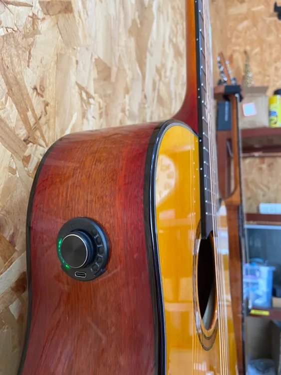 佑老师弹的鼓机加震电箱单板吉他