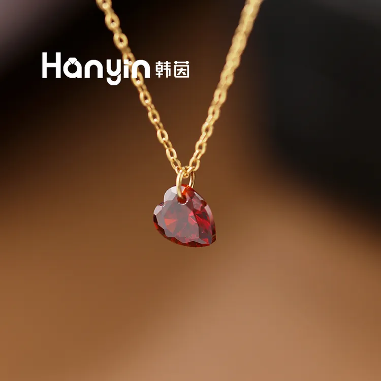 钛钢项链 简约经典安可拉红爱心迷你吊坠心心相印项链精致气质ins