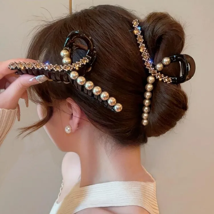2024新款高级感韩版珠珠镶钻抓夹轻奢闪钻鲨鱼夹后脑勺盘发夹发卡