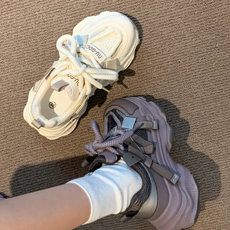 贾不假老爹鞋女夏2025新款显脚小炸街百搭厚底洋气白色休闲运动鞋