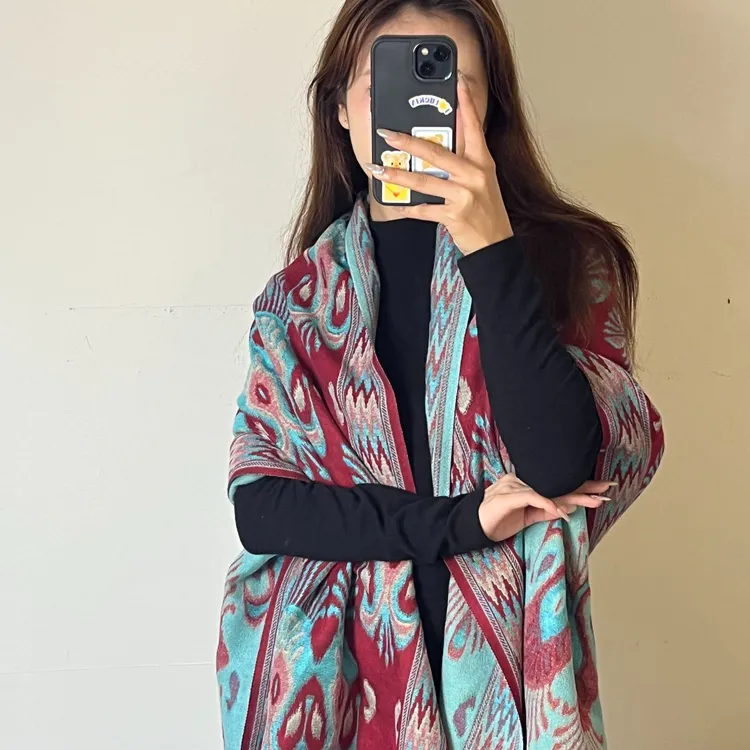 【新疆包邮】经典复古民族风流苏大披肩女冬季保暖长款围巾加绒加厚