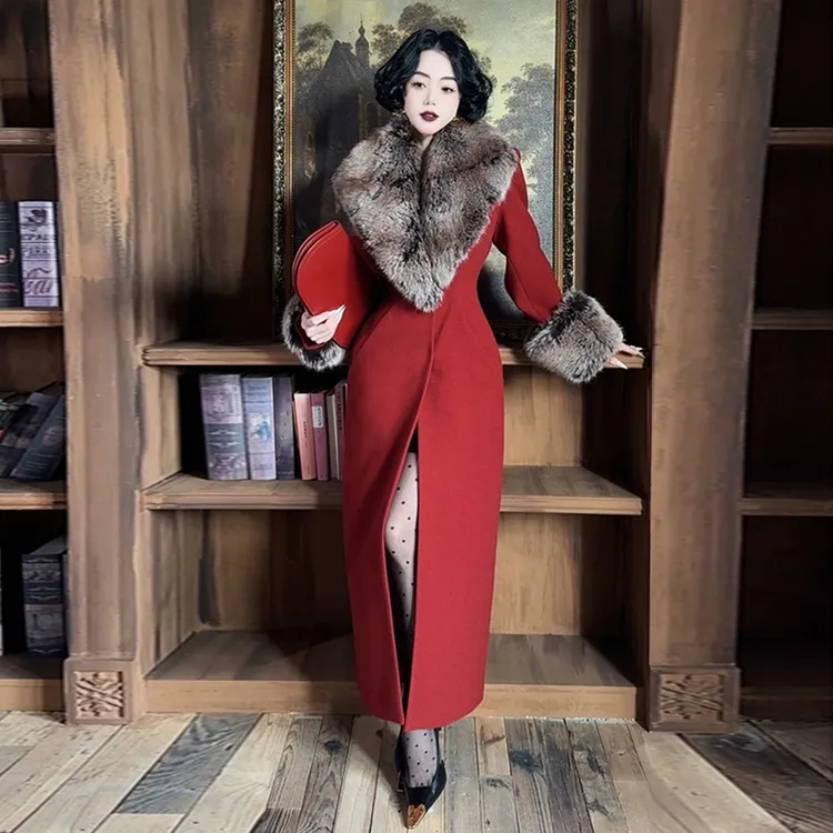 千金风加厚夹棉大衣女冬季2025新款大毛领长款高级感红色呢子外套