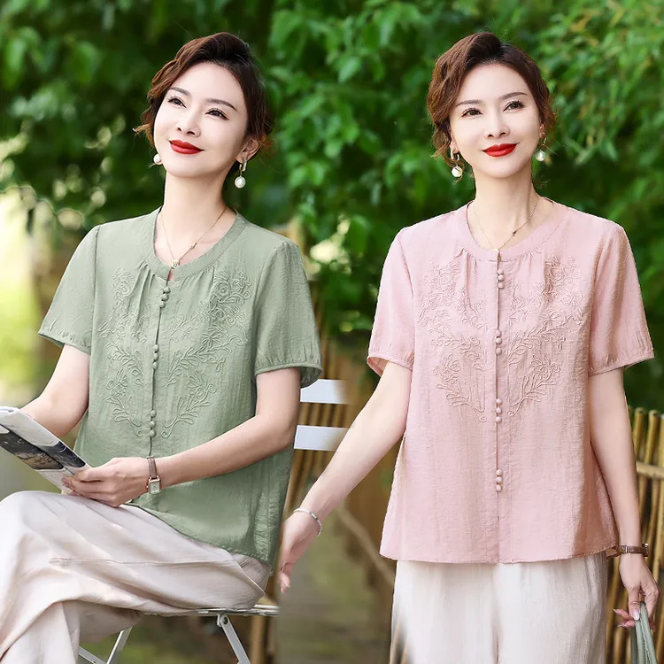 妈妈夏装衬衣短袖小衫中老年女新中式立体洋气宽松上衣刺绣新款