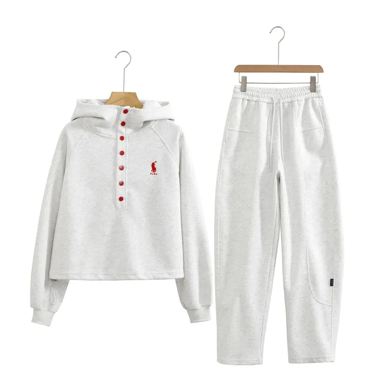 FLEV【春秋弯刀裤套装】设计师走秀新款时尚连帽长袖多扣套装女宽松