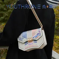 永幸双十一促销中国风联名款女包刺绣轻奢百搭高颜值单肩斜挎包