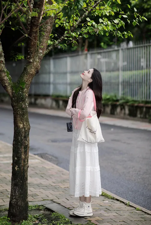 2025春季一整套女气质甜美风针织开衫上衣显瘦百搭半身裙两件套女