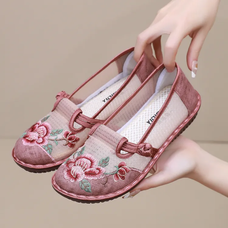 意迪森一脚蹬久穿不累脚透气女鞋软底中老年妈妈老北京布鞋妈妈鞋