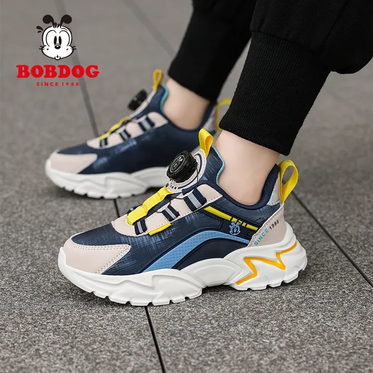 巴布豆男童鞋子2025新款春秋男孩大童网面透气跑步皮面儿童运动鞋