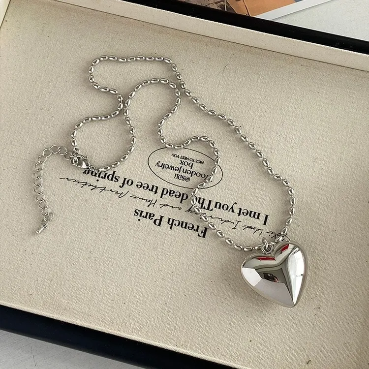 非金属亚克力项链 韩国博主ins同款爱心项链女2024新款夏天配饰