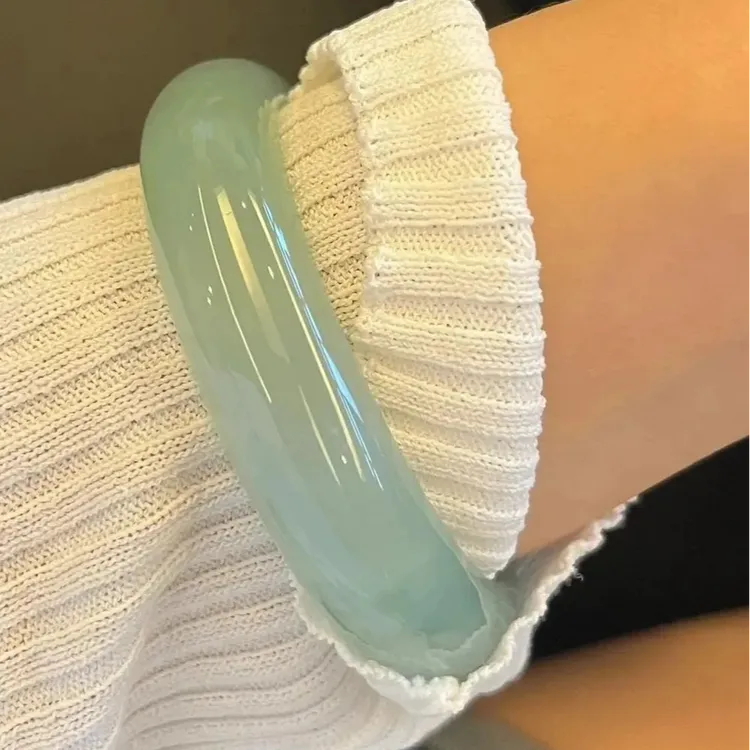高奢天然冰晴水宽胎玉髓玛瑙手镯冰透湖水绿玉镯送女友多样性发一
