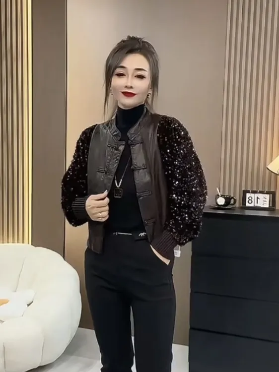 时尚拼接短款外穿上衣女2025秋季新款显瘦国风盘扣设计感亮片外套