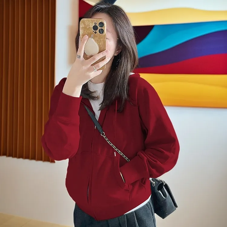 酒红色卫衣女2025新款爆款小个子短款连帽外套秋冬季加绒加厚上衣