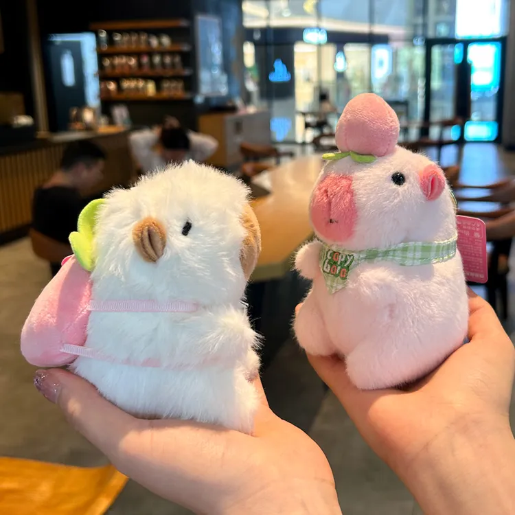 毛绒桃喜卡皮巴拉钥匙扣女水豚可爱公仔书包挂件情绪稳定小钥匙链