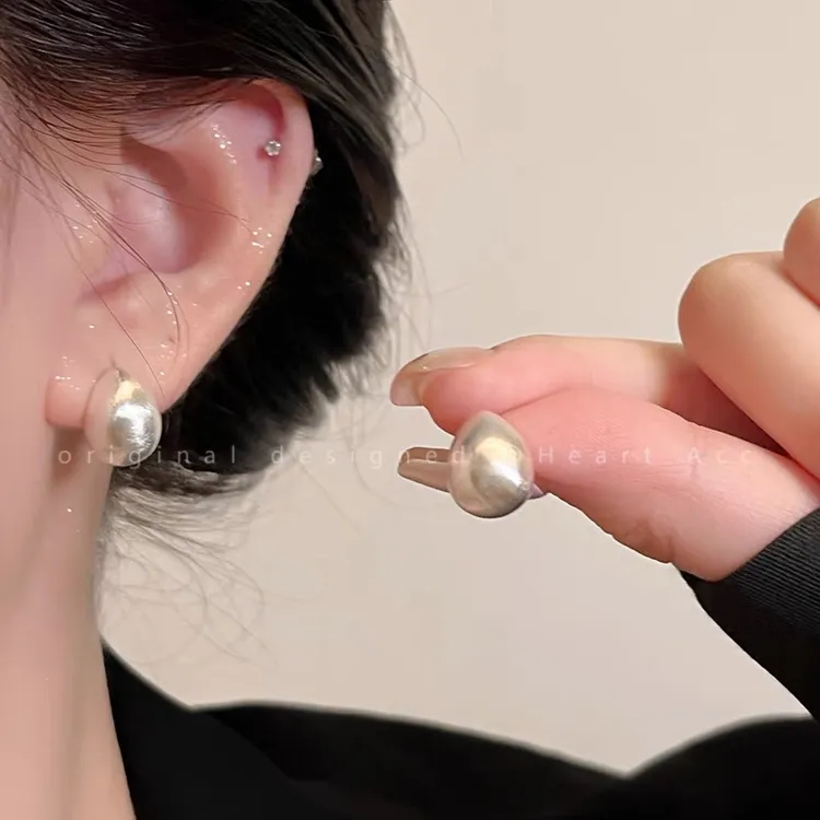 合金耳饰 金色磨砂拉丝豆豆耳钉水滴耳环高级感轻奢爆款方脸耳饰