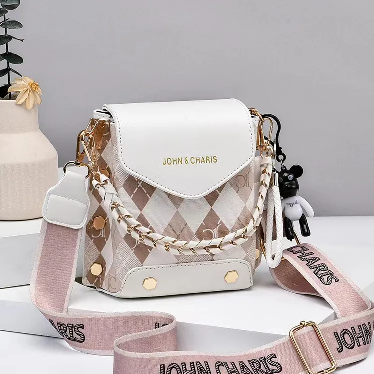 手提ins韩版斜挎手机包小众时尚菱格单肩春夏女包小包包洋气百搭