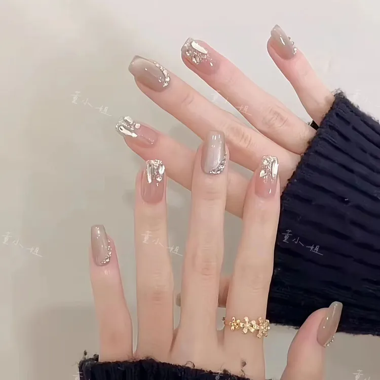 白月光 手工穿戴美甲气质春季猫眼K9镶钻轻奢爆款显白可反复使用