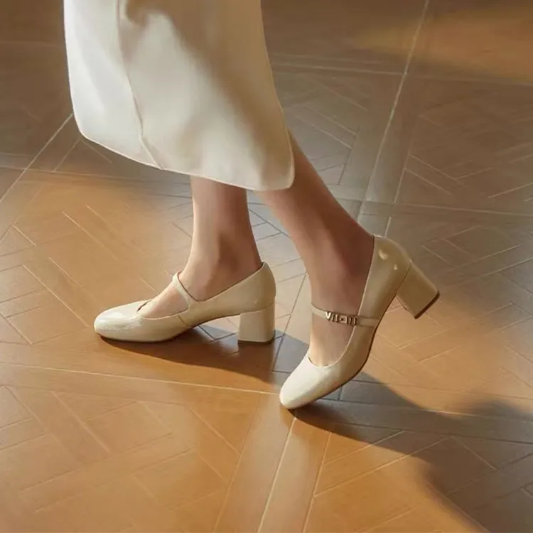商场同款真皮女鞋心动2024年春季新款玛丽珍粗跟单鞋圆头