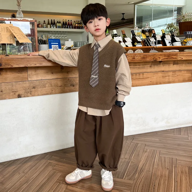 中班仔儿童套装毛衣背心秋季2025新款坎肩外穿马甲三件套春*39659