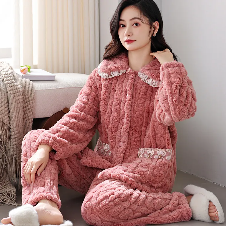 秋冬季珊瑚绒睡衣女中老年妈妈装冬款大码加绒加厚保暖珊瑚绒套装