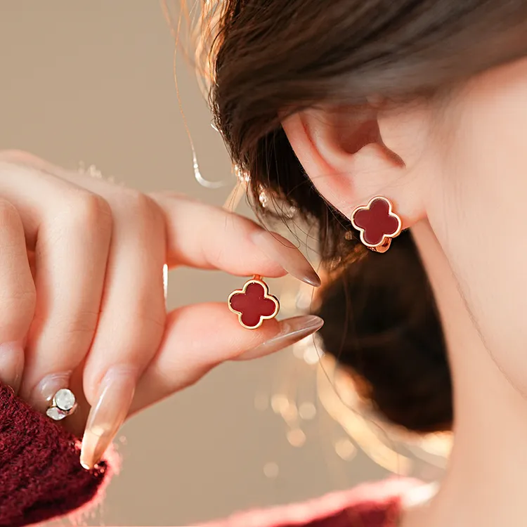 铜合金亚克力耳饰 复古红色耳扣小巧精致耳饰高级感菱形花朵耳环