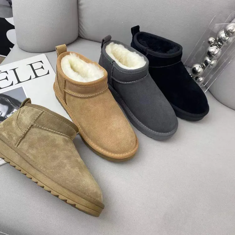 冬季保暖加绒雪地靴女款棉鞋皮毛一体短筒雪地棉靴子阔腿裤必备鞋