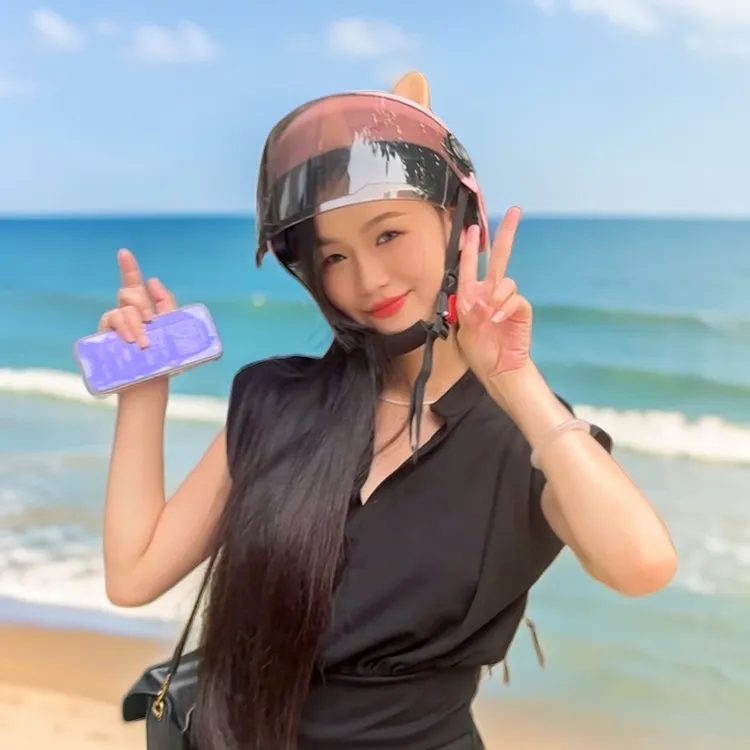 女士防晒安全头盔男士防撞小孩夏季防紫外线女款骑行卡通笑脸头盔