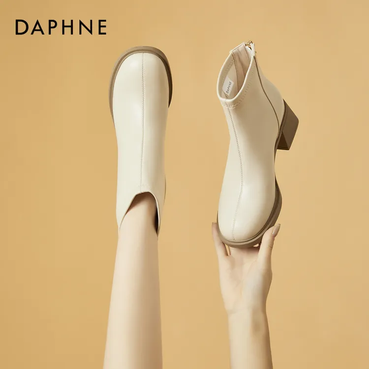 Daphne/达芙妮冬季女靴2025爆款时尚粗跟真皮小短靴气质瘦瘦靴子