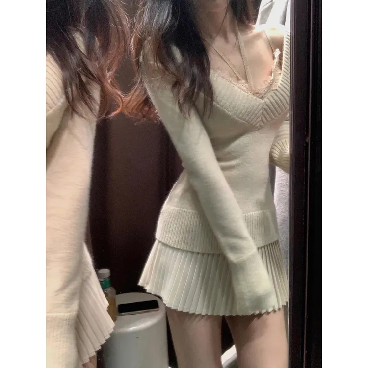 高智感V领针织衫秋冬韩系纯欲上衣收腰百褶裙穿搭一整套圣诞新年