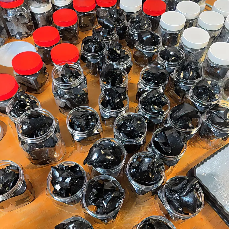 越南户外胶水正宗越南胶固态黑胶胶水不干胶高温胶胶泥