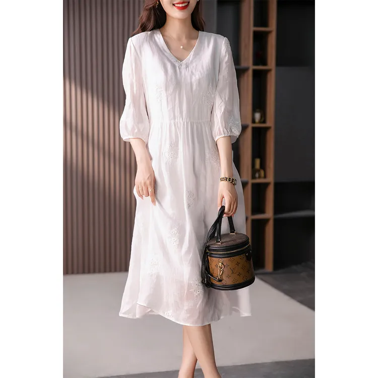 原形2025夏季V领刺绣连衣裙灯笼袖绣花宽松显瘦长裙 89205