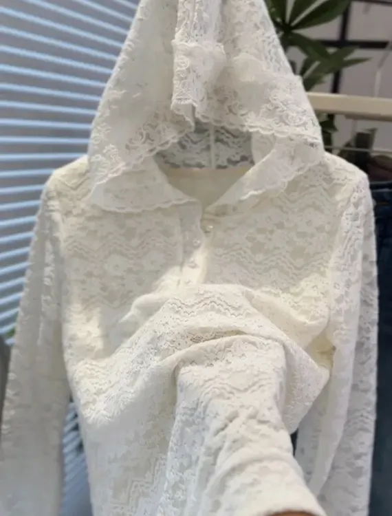 高级感拼接蕾丝花边连帽针织衫女2025新款时尚休闲叠穿加绒小帽衫