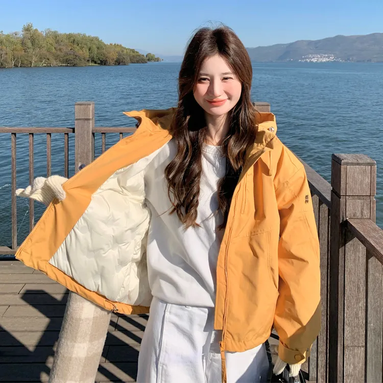 冲锋衣式羽绒服女2025冬季新款工装炸街韩系甜酷风白鸭绒内胆外套