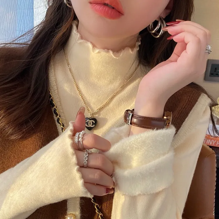 加绒加厚打底衫女秋冬一体绒内搭高领针织衫高级感木耳边纯色上衣