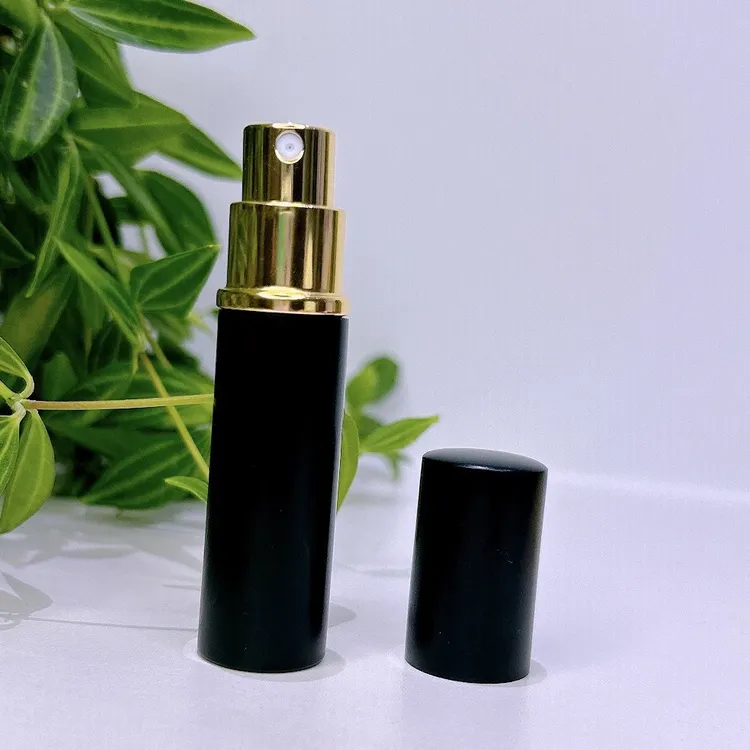 高档按压便携喷雾瓶3ml