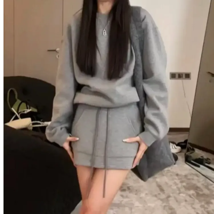 灰色高级感卫衣套装短裙2025秋爆款网红显瘦气质休闲百搭宽松外套