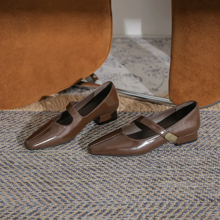 2025秋季新款真皮小皮鞋法式软皮简约低跟粗跟气质时尚复古玛丽珍