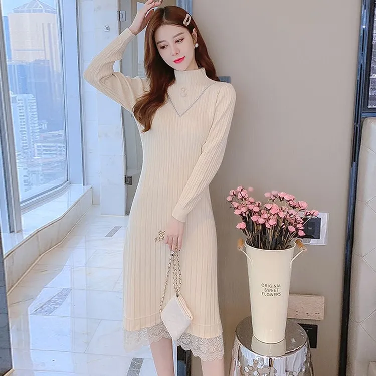 显瘦针织连衣裙女秋冬季2025新款气质蕾丝打底毛衣裙中长款配大衣