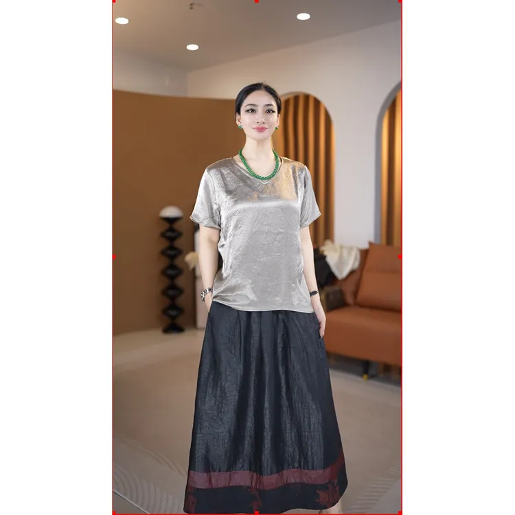V领毕业季气质时尚休闲秋季复古大码宽松中式高端100%醋酸女短袖