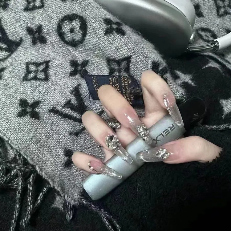 爆款纯手工制作穿戴甲爆闪高级闪钻星河猫眼气质显白可拆卸美甲贴