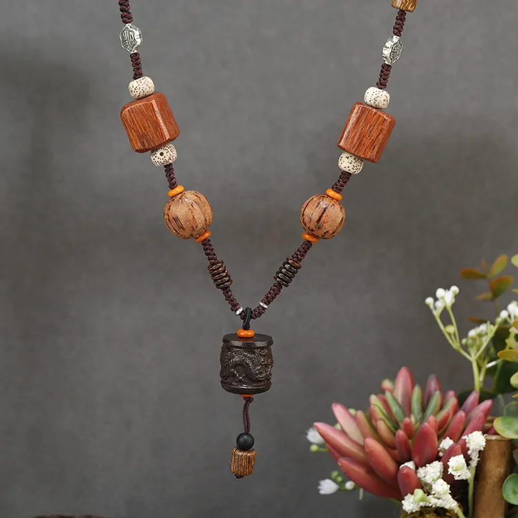新中式复古禅意檀木菩提项链女小众设计长毛衣链挂件文艺颈链配饰