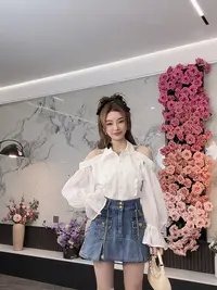 【磊磊】千金风露肩白色衬衫2411