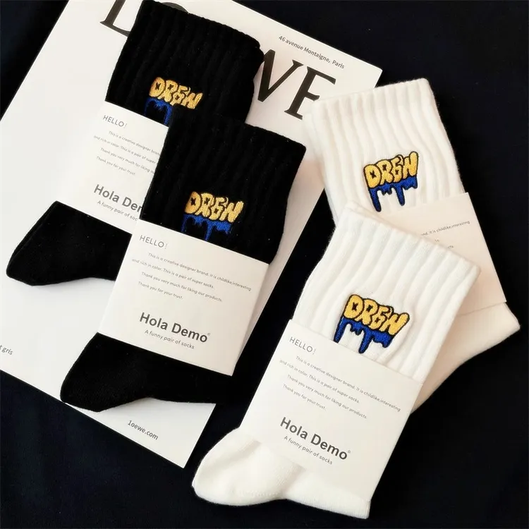 男袜女袜长筒袜子秋冬男士纯棉袜子男女同款刺绣防臭青少年运动袜