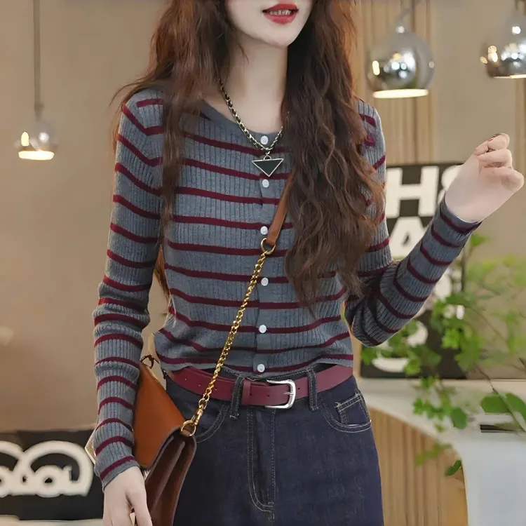 早秋季拼色条纹长袖针织开衫女2025新款时尚外搭洋气显瘦百搭上衣