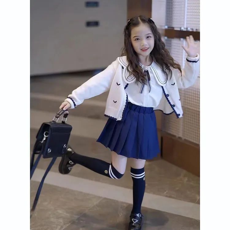 女童学院风套装秋季2025款洋气中大童时髦毛衣针织开衫外套三件套