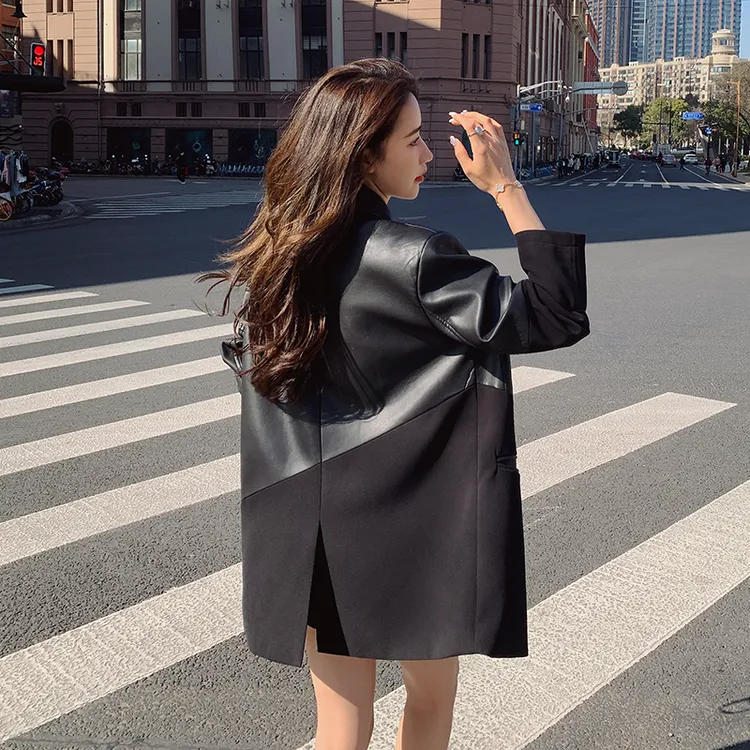黑色皮衣西装外套女春秋2025新款小个子高级设计感小众拼接西服潮