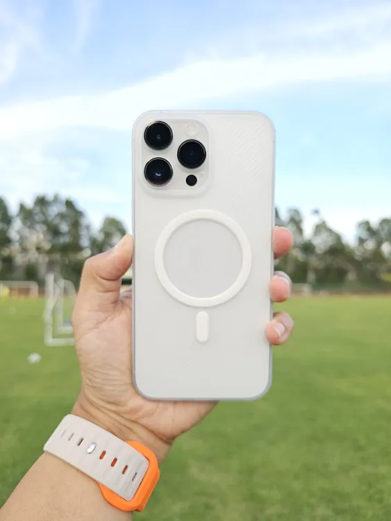 苹果iPhone14promax手机壳透明magic磁吸充电保护壳简约风加厚镜