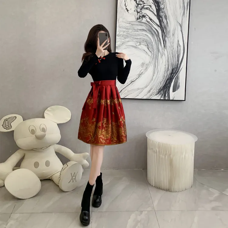 新中式连衣裙秋冬季高级感中国风旗袍改良收腰显瘦中长款红色礼服