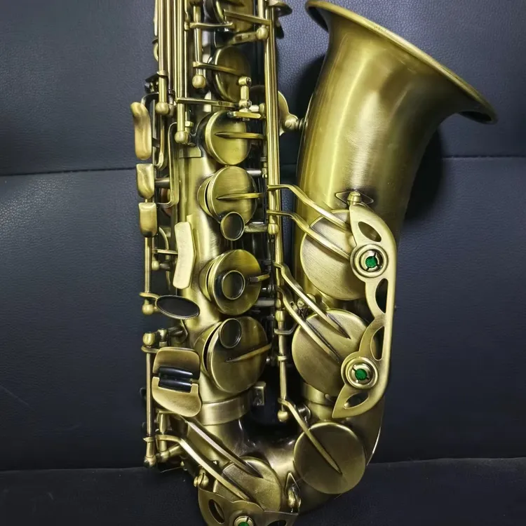 中音降e调仿古中音降e萨克斯青古铜初学演奏考级