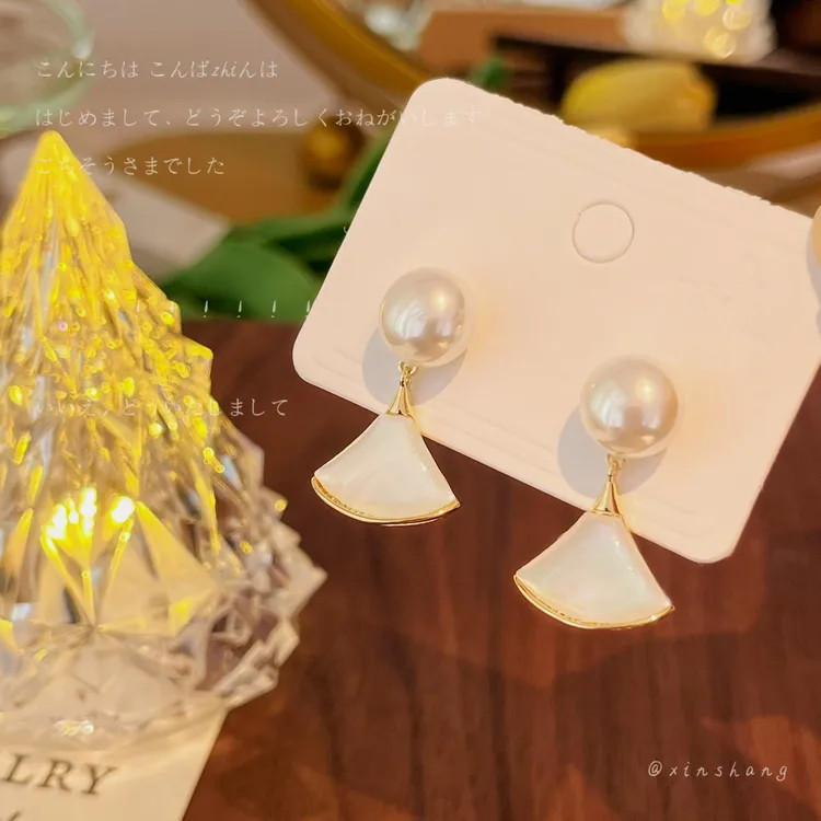 铜合金贝壳耳饰 【裙摆】法式时尚百搭耳环简约气质耳钉耳饰秋冬新